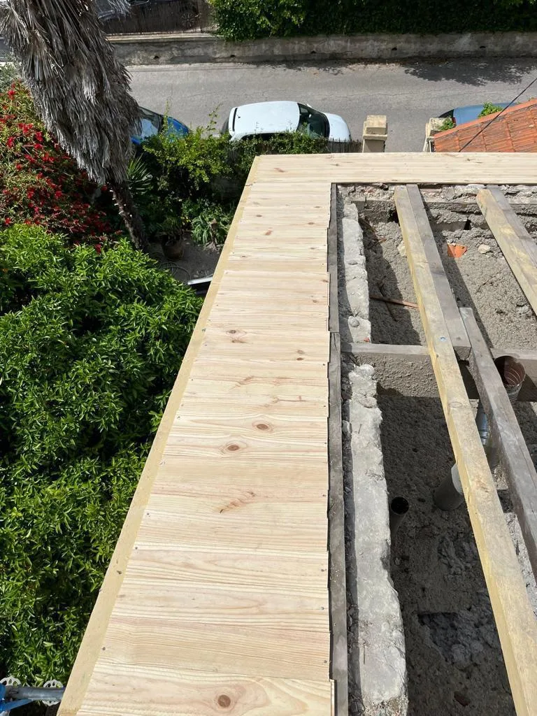 Chantier de rénovation de toiture